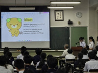 98618