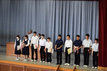04